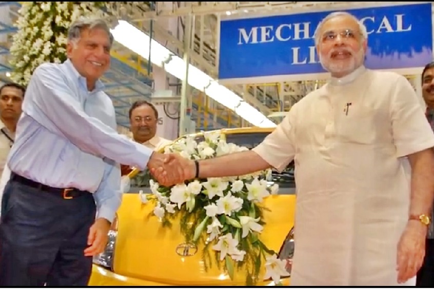 ‘Stupid if you are not in Gujarat’, said Ratan Tata at 2007 Vibrant Summit; Nano arrived a year later