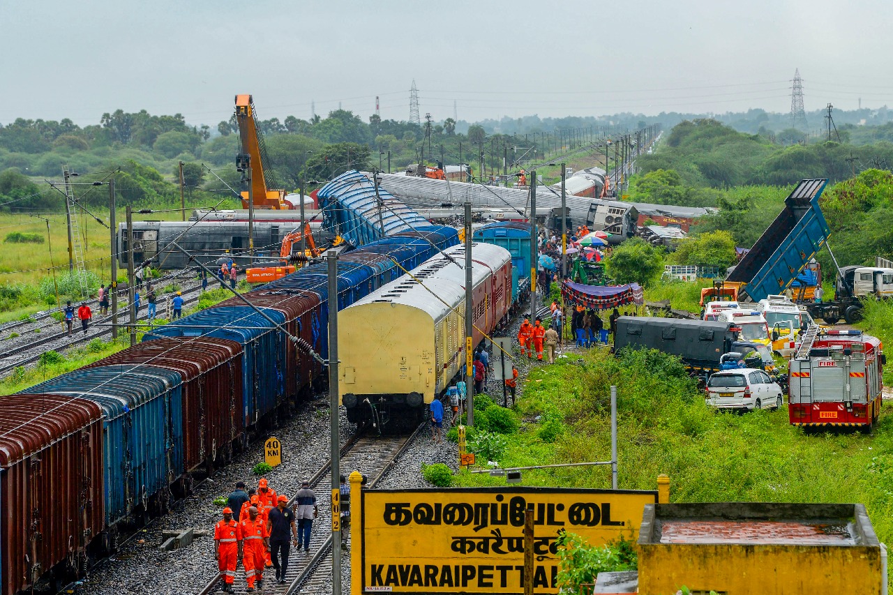 'No lessons learned', Rahul Gandhi slams Centre over Bagmati Express accident