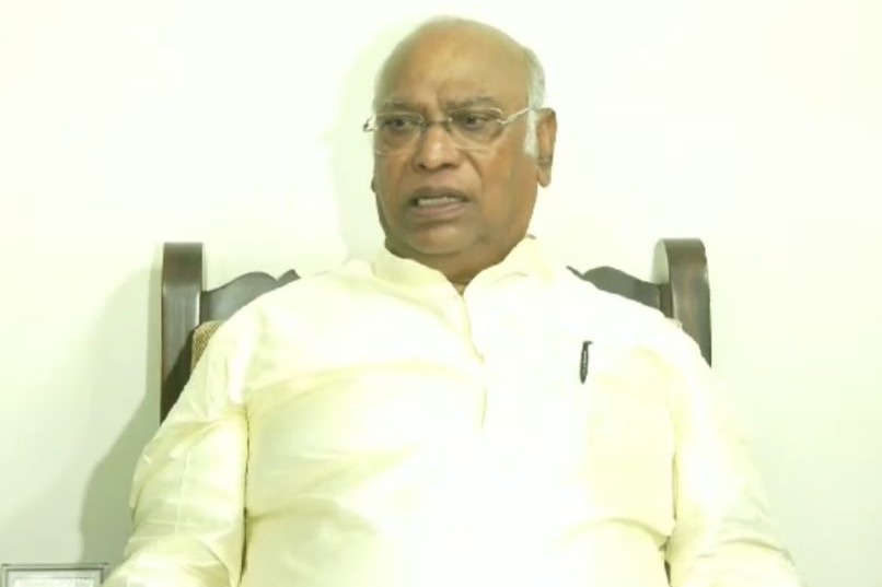 BJP is a party of terrorists, alleges Mallikarjun Kharge