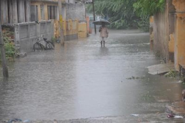 K’taka govt announces holiday for schools on Oct 23 due to continuous rains