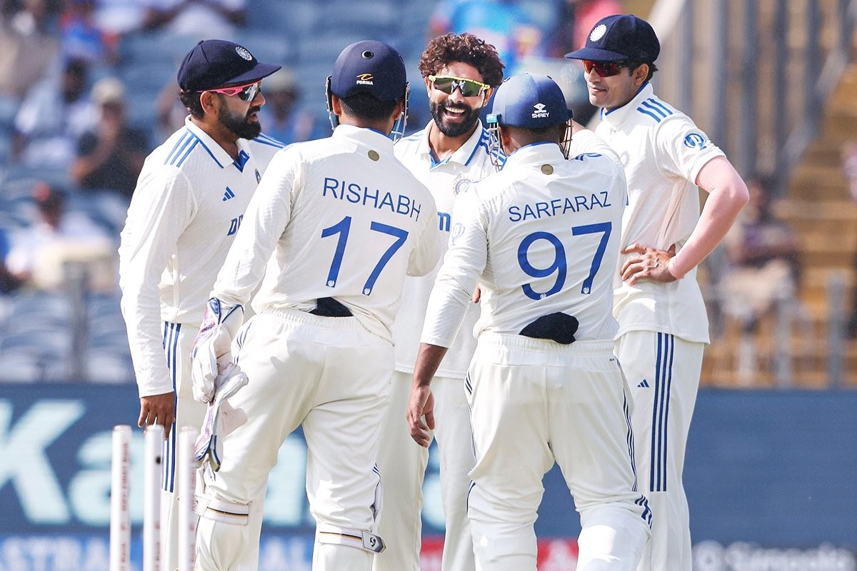 2nd Test: India set target of 359 runs to win after bowling out NZ for 255