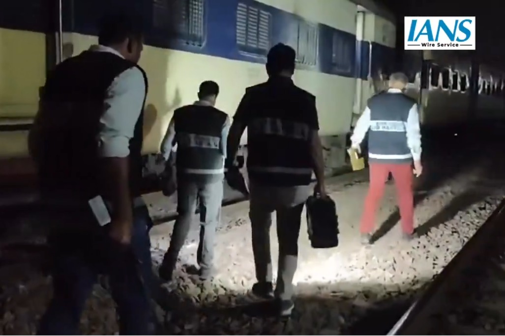 Rohtak-Delhi passenger train catches fire, 4 injured