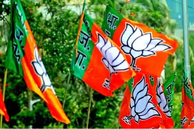 Ahead of Maha Assembly polls, BJP expels 40 rebels for 'indiscipline' (Ld)