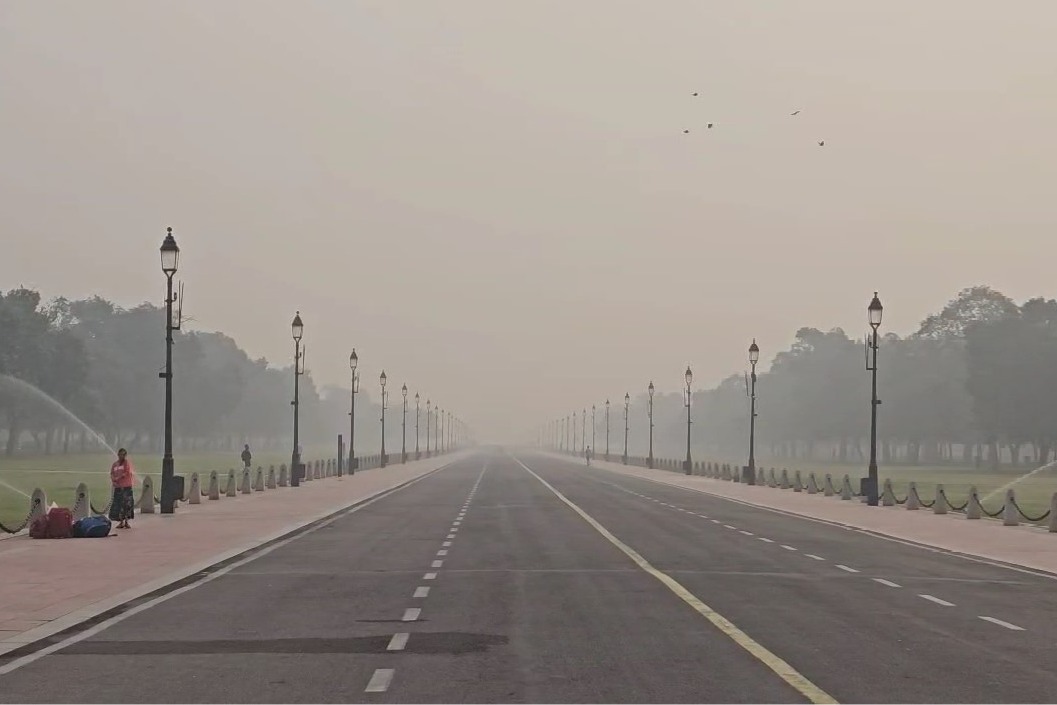 Delhi-NCR AQI nears 'severe' levels in several areas; average remains 362