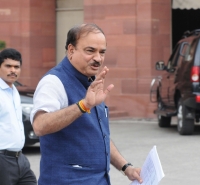 Not a single notice from Rahul to speak in House: Ananth Kumar