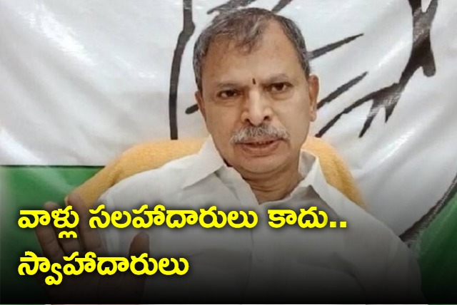 Tulasi Reddy fires on Govt advisers